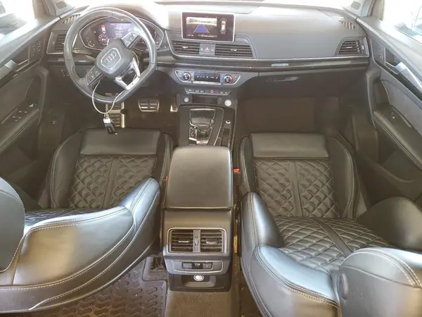 WA1A4AFY6J2173825 2018 AUDI SQ5 - Image 8