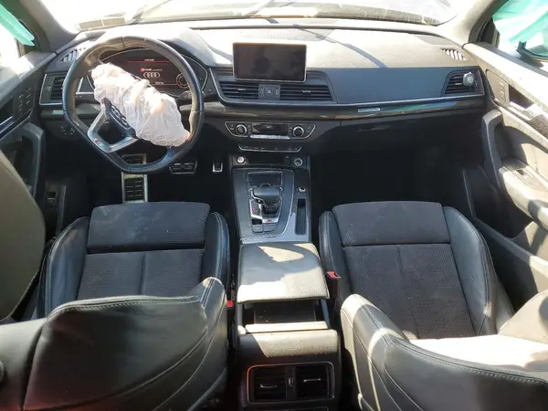 WA1A4AFY6J2209870 2018 AUDI SQ5 - Image 8