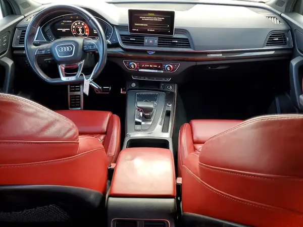 WA1A4AFY6J2221212 2018 AUDI SQ5 - Image 8