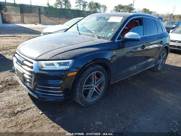 WA1A4AFY6J2243372 2018 AUDI SQ5 - Image 2