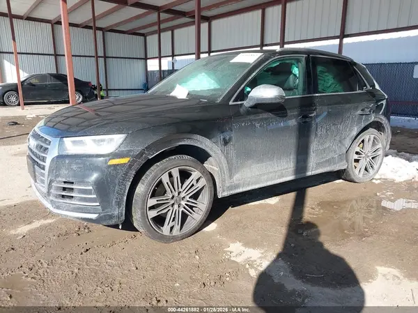 WA1A4AFY6K2086136 2019 AUDI SQ5 - Image 2