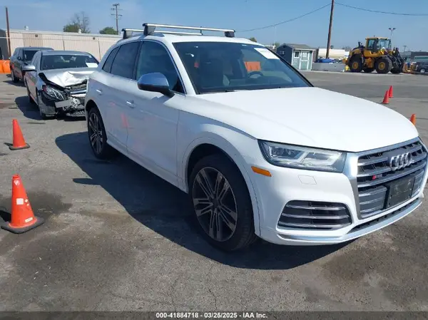 WA1A4AFY6K2118583 2019 AUDI SQ5 - Image 1