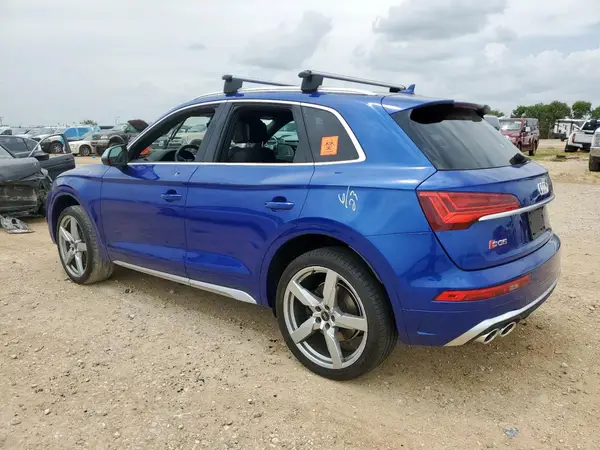 WA1A4AFY6M2070764 2021 AUDI SQ5 - Image 2