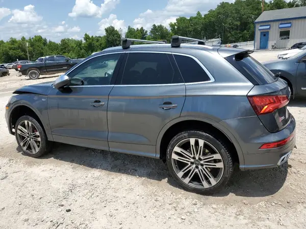 WA1A4AFY7J2146620 2018 AUDI SQ5 - Image 2