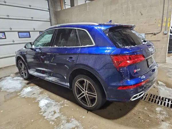 WA1A4AFY7J2149260 2018 AUDI SQ5 - Image 2