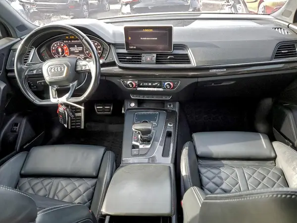 WA1A4AFY8J2008701 2018 AUDI SQ5 - Image 8