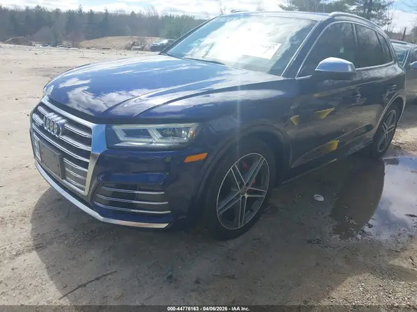 WA1A4AFY8J2022291 2018 AUDI SQ5 - Image 2