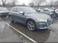WA1A4AFY8J2033663 2018 AUDI SQ5
