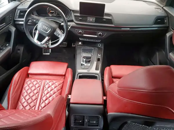 WA1A4AFY8J2046168 2018 AUDI Q5 - Image 8