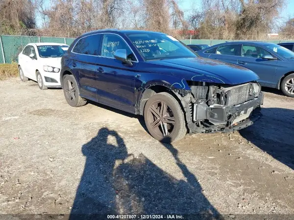 WA1A4AFY8J2104618 2018 AUDI SQ5 - Image 1