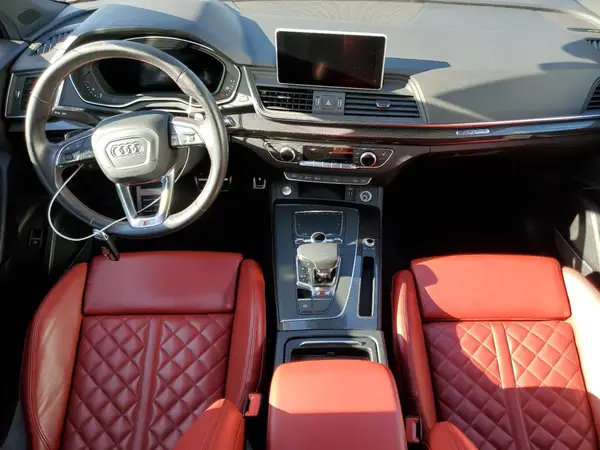 WA1A4AFY8J2106742 2018 AUDI SQ5 - Image 8