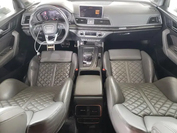 WA1A4AFY8J2111651 2018 AUDI SQ5 - Image 8