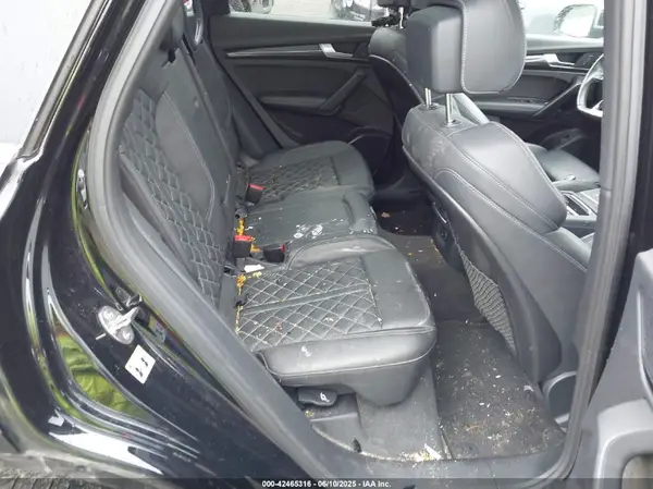 WA1A4AFY8J2184938 2018 AUDI SQ5 - Image 8