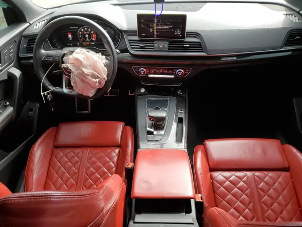 WA1A4AFY8K2002611 2019 AUDI SQ5 - Image 8