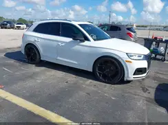WA1A4AFY8K2063392 2019 AUDI SQ5