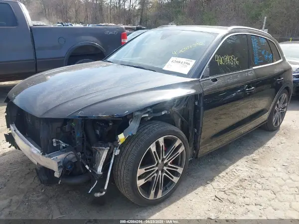 WA1A4AFY9J2007752 2018 AUDI SQ5 - Image 2