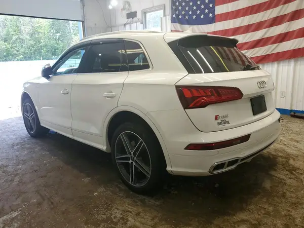 WA1A4AFY9J2008710 2018 AUDI SQ5 - Image 2
