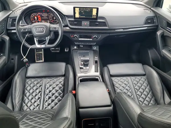 WA1A4AFY9J2025202 2018 AUDI SQ5 - Image 8