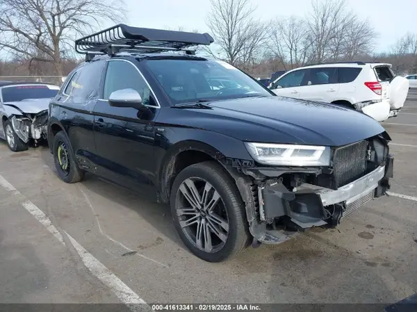 WA1A4AFY9J2041495 2018 AUDI SQ5 - Image 1