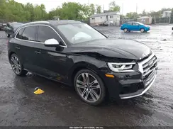 WA1A4AFY9J2068874 2018 AUDI SQ5