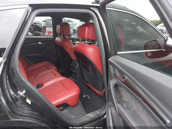 WA1A4AFY9J2119175 2018 AUDI SQ5 - Image 8