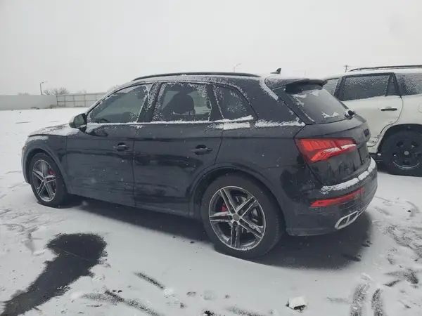 WA1A4AFY9J2155383 2018 AUDI SQ5 - Image 2
