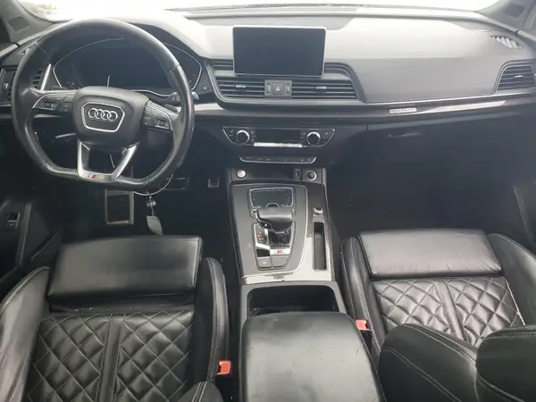 WA1A4AFY9J2155383 2018 AUDI SQ5 - Image 8