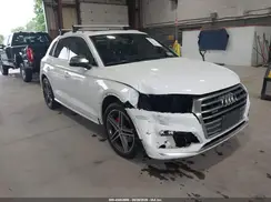 WA1A4AFY9J2212505 2018 AUDI SQ5