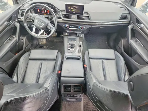 WA1A4AFY9J2214450 2018 AUDI SQ5 - Image 8