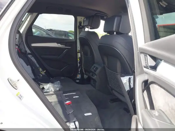 WA1A4AFY9L2004398 2020 AUDI SQ5 - Image 8