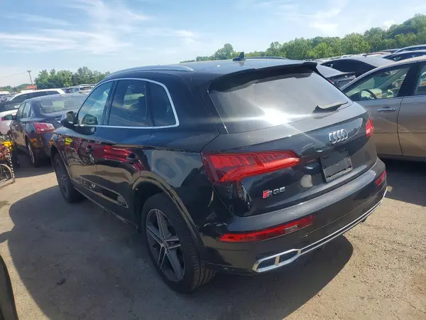 WA1A4AFYXJ2020798 2018 AUDI SQ5 - Image 2