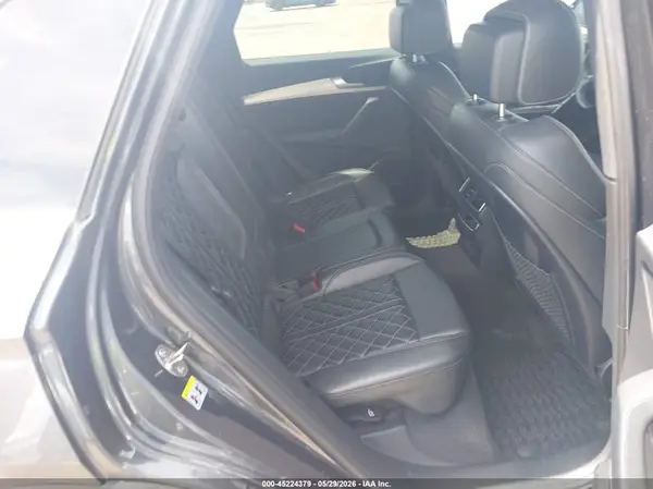 WA1A4AFYXJ2071802 2018 AUDI SQ5 - Image 8