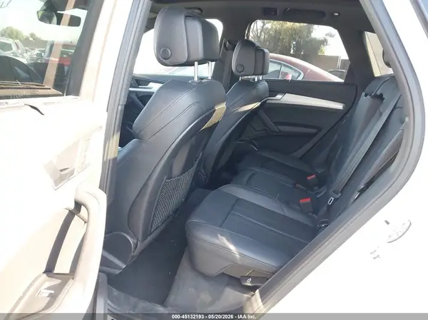 WA1A4AFYXJ2156932 2018 AUDI SQ5 - Image 8