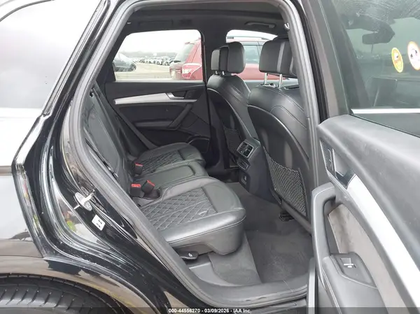 WA1A4AFYXJ2165968 2018 AUDI SQ5 - Image 8