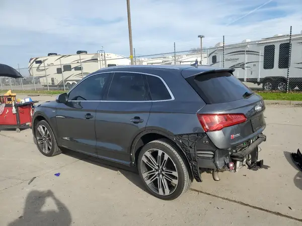 WA1A4AFYXJ2214358 2018 AUDI SQ5 - Image 2