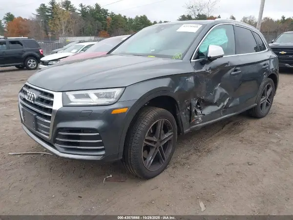 WA1A4AFYXJ2217261 2018 AUDI SQ5 - Image 2