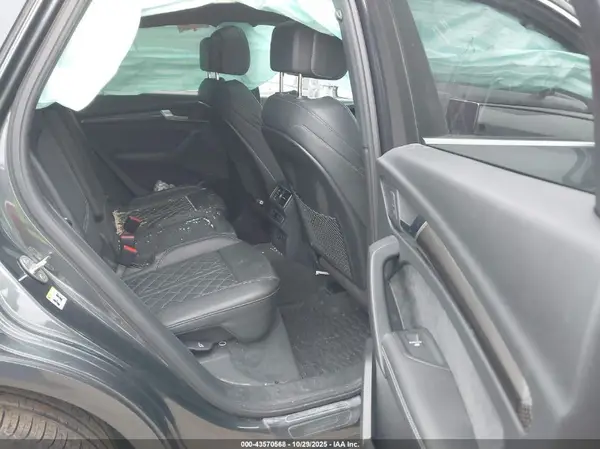 WA1A4AFYXJ2217261 2018 AUDI SQ5 - Image 8