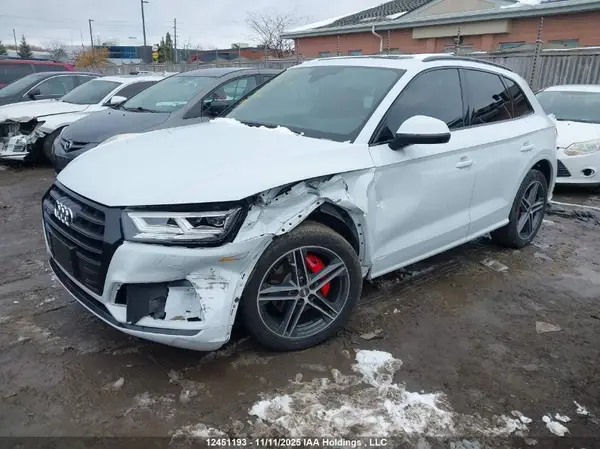 WA1A4AFYXL2023252 2020 AUDI SQ5 - Image 2
