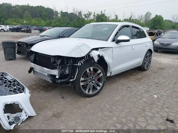 WA1A4AFYXS2056590 2025 AUDI SQ5 - Image 2