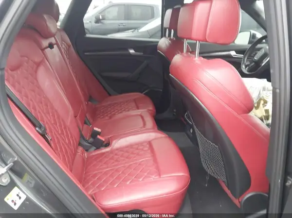 WA1A4BFY1J2036488 2018 AUDI SQ5 - Image 8