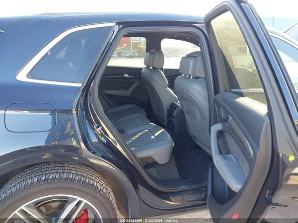 WA1A4BFY6J2066425 2018 AUDI SQ5 - Image 8