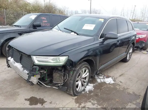 WA1AAAF70JD007742 2018 AUDI Q7 - Image 2