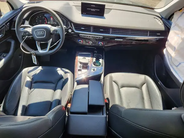 WA1AAAF70KD028575 2019 AUDI Q7 - Image 8