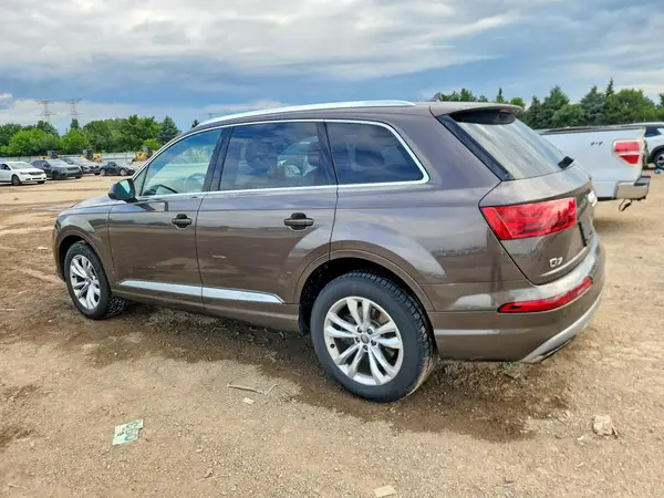 WA1AAAF71HD008697 2017 AUDI Q7 - Image 2