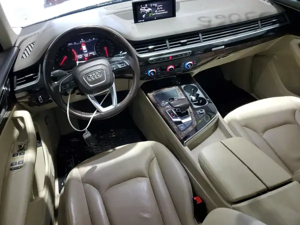 WA1AAAF71HD055065 2017 AUDI Q7 - Image 8