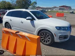 WA1AAAF71JD005031 2018 AUDI Q7