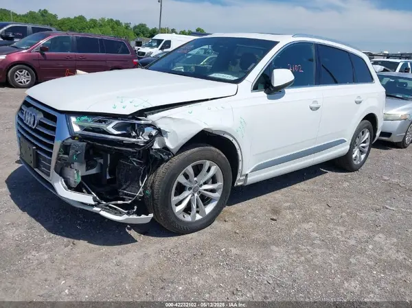 WA1AAAF71JD042998 2018 AUDI Q7 - Image 2
