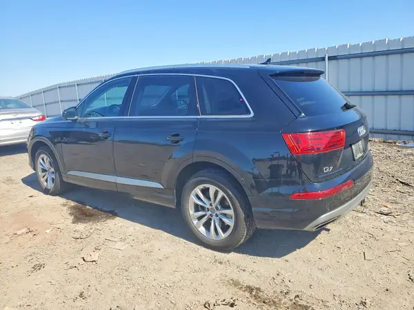 WA1AAAF71KD002373 2019 AUDI Q7 - Image 2