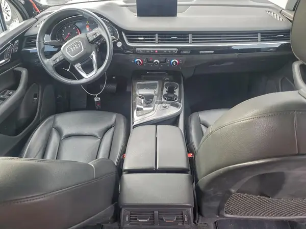 WA1AAAF71KD034935 2019 AUDI Q7 - Image 8