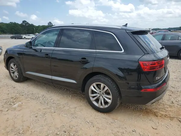 WA1AAAF72HD003296 2017 AUDI Q7 - Image 2